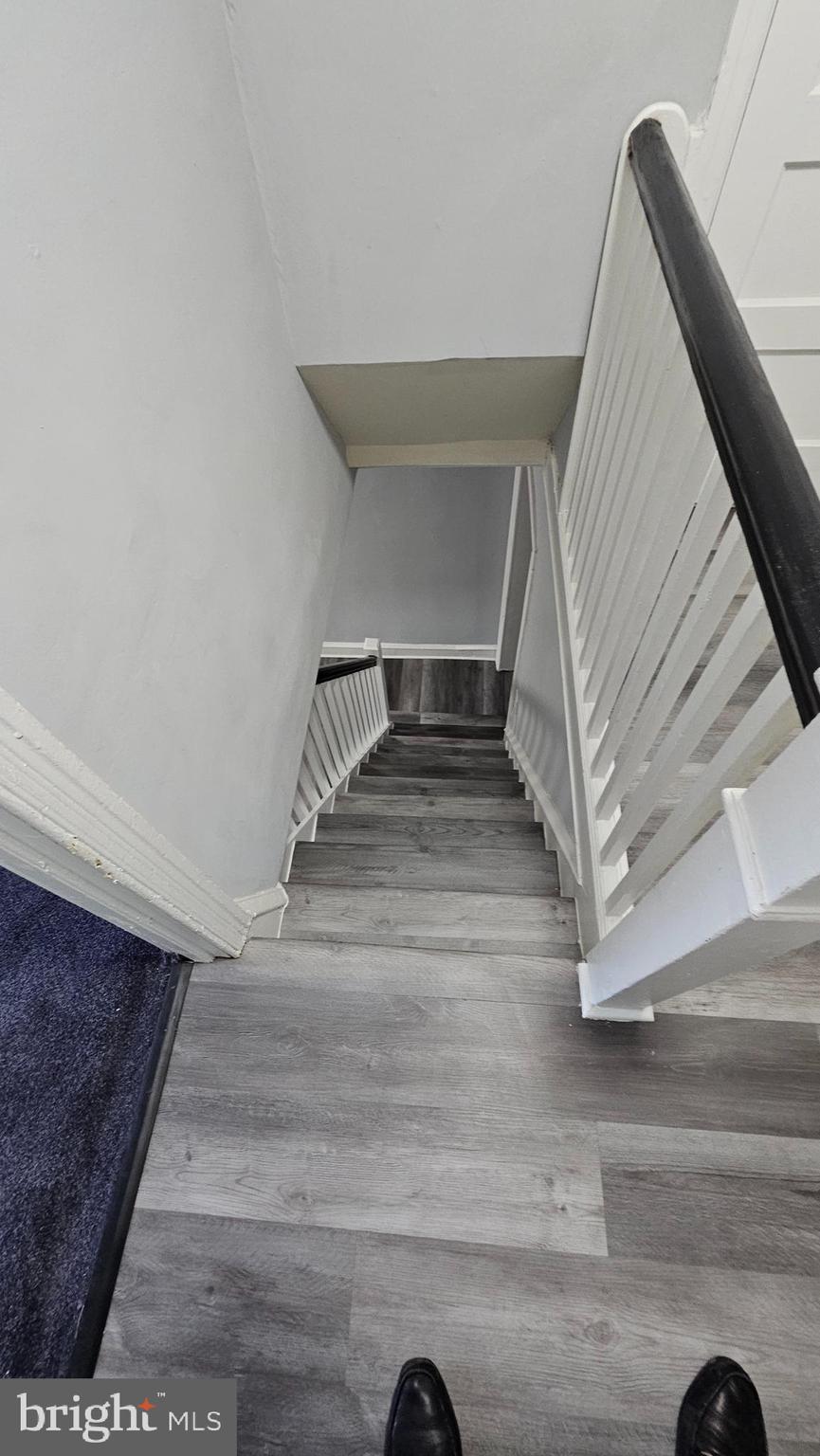 LAWNDALE - Residential