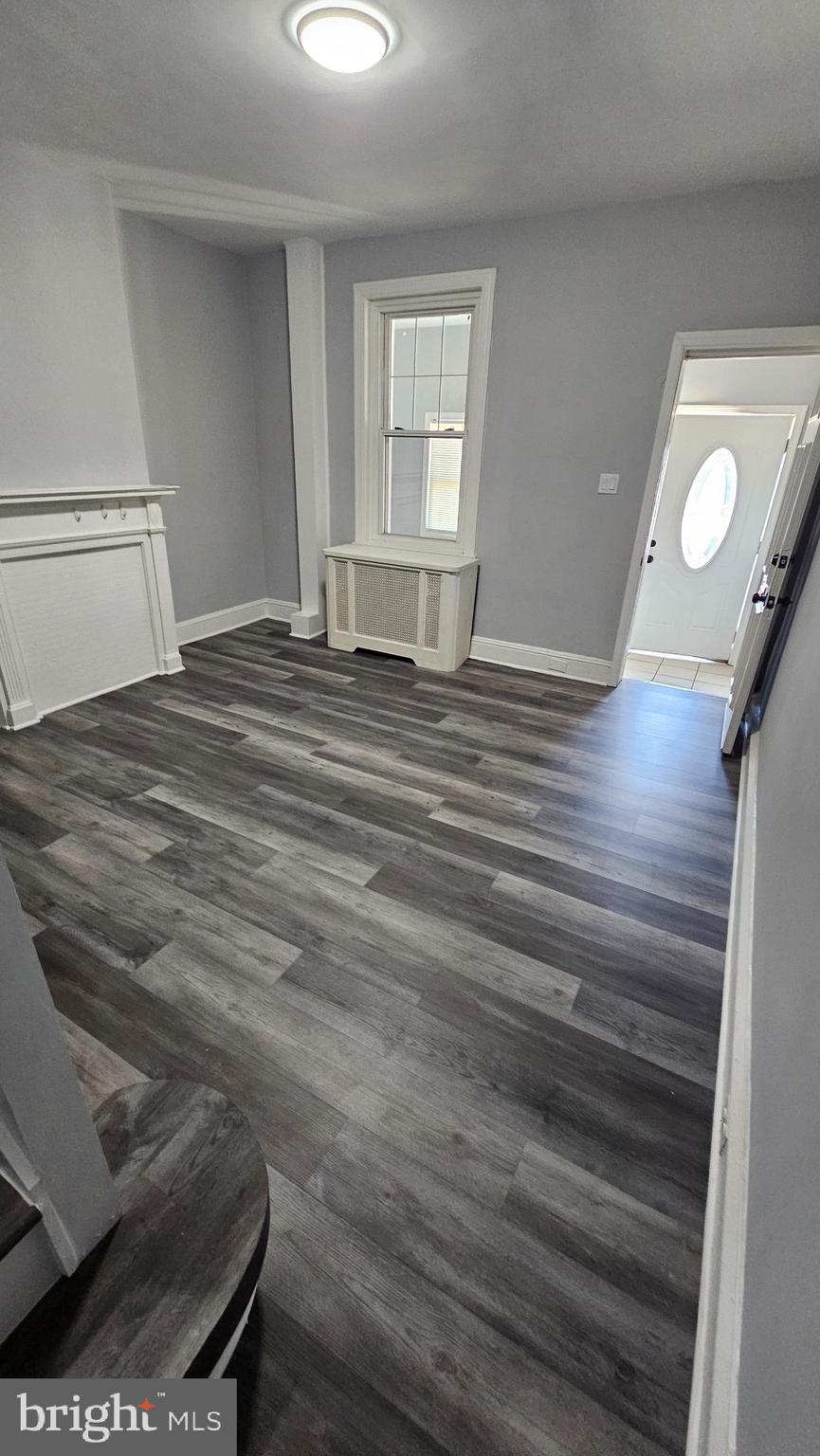 LAWNDALE - Residential