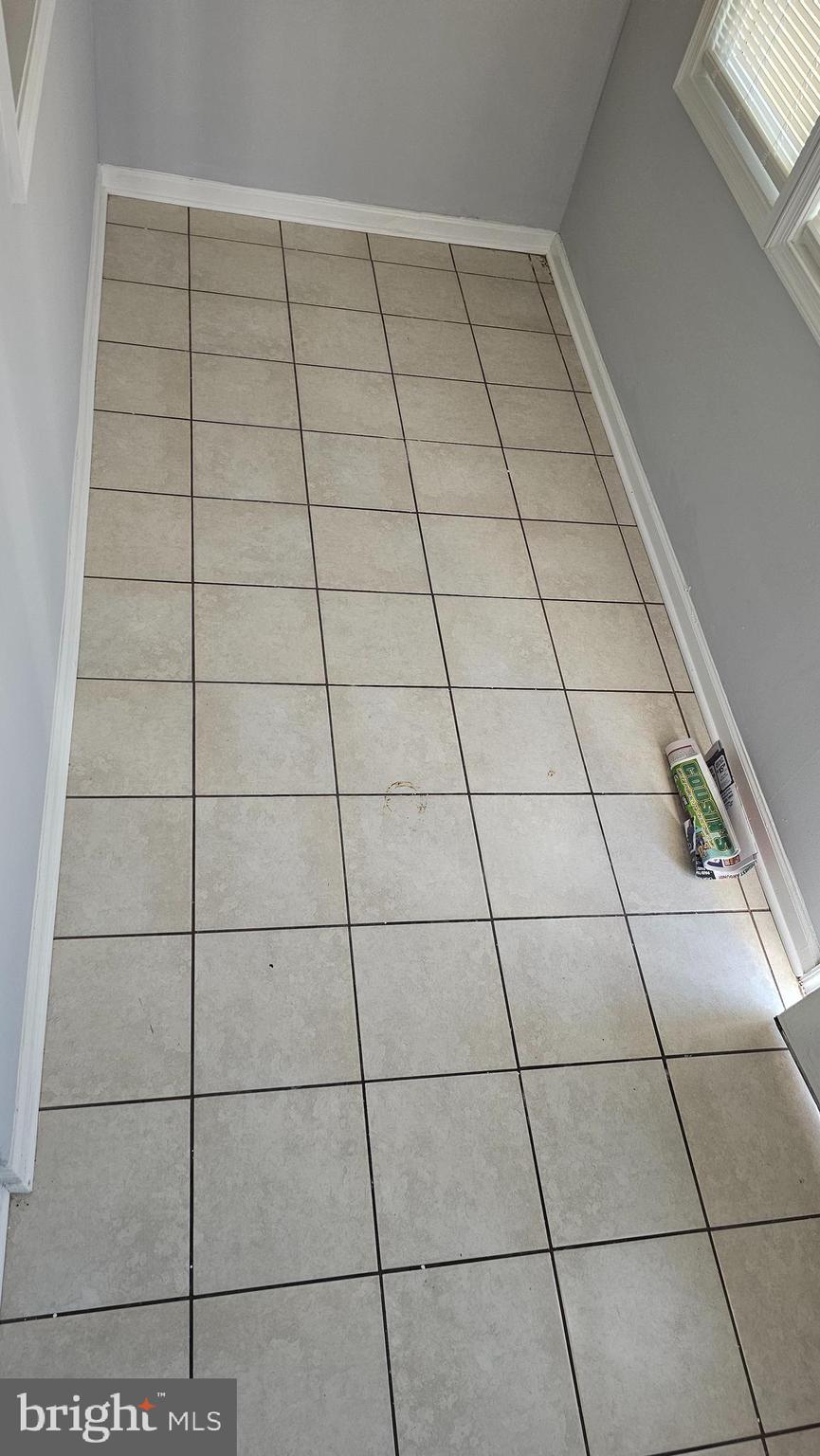 LAWNDALE - Residential