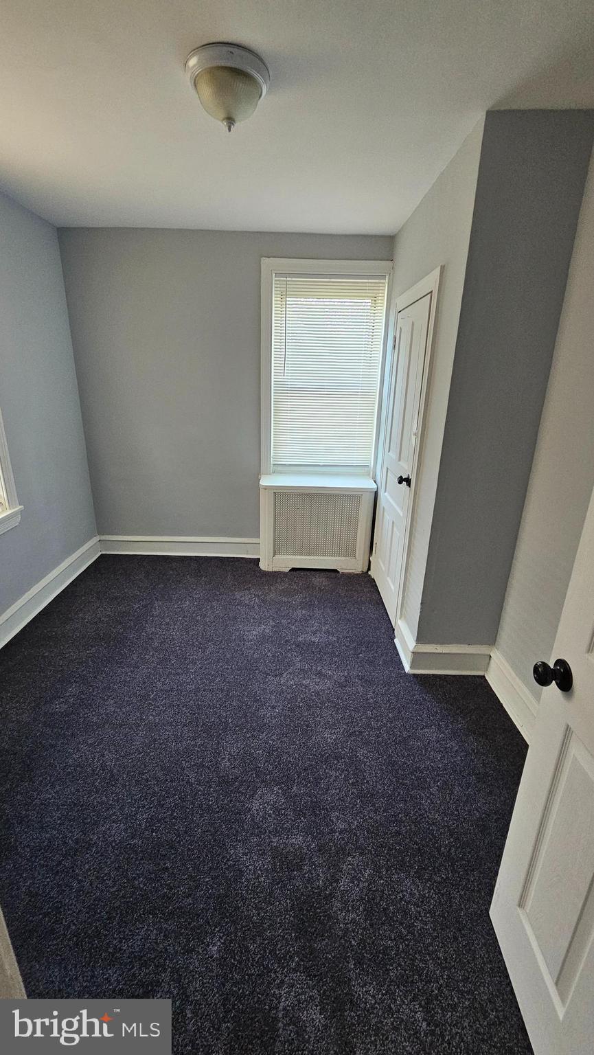 LAWNDALE - Residential