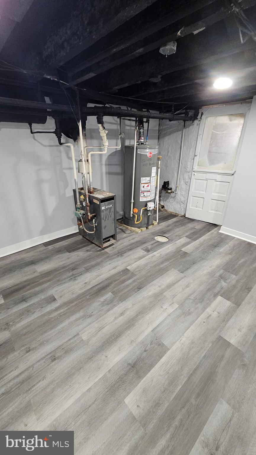 LAWNDALE - Residential