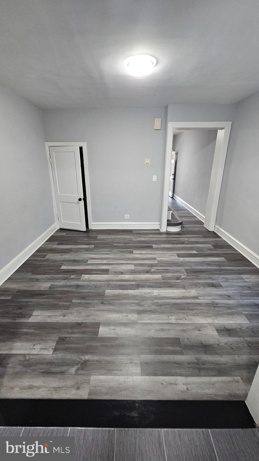 LAWNDALE - Residential