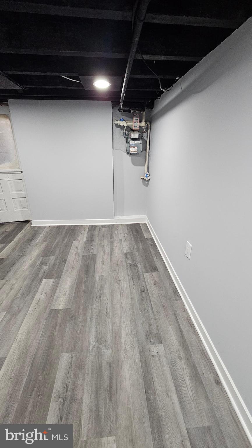 LAWNDALE - Residential