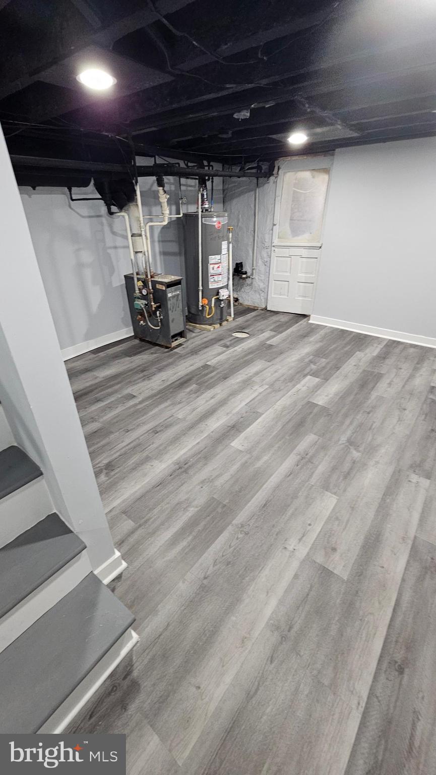 LAWNDALE - Residential