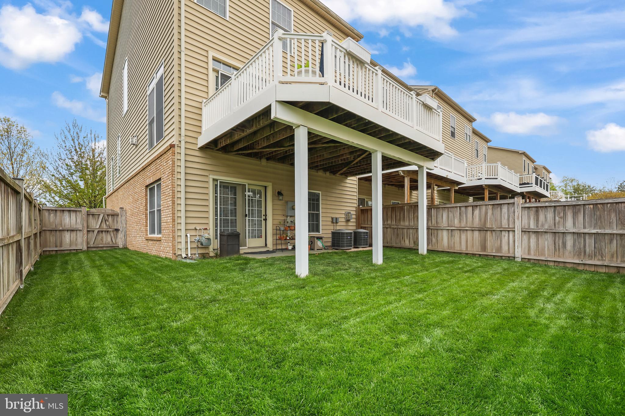 BRADDOCK CORNER - Residential