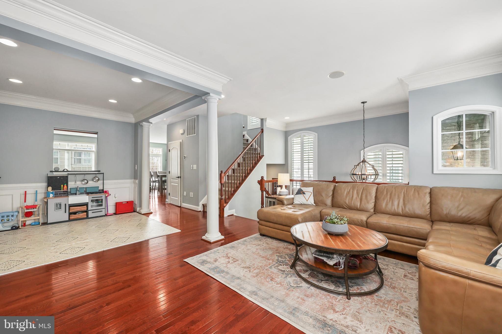 BRADDOCK CORNER - Residential