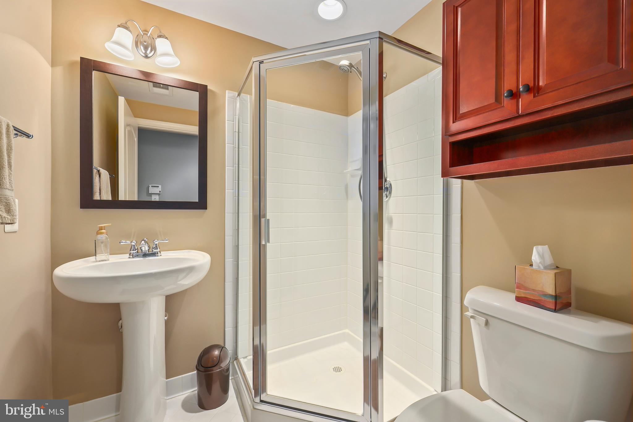 BRADDOCK CORNER - Residential