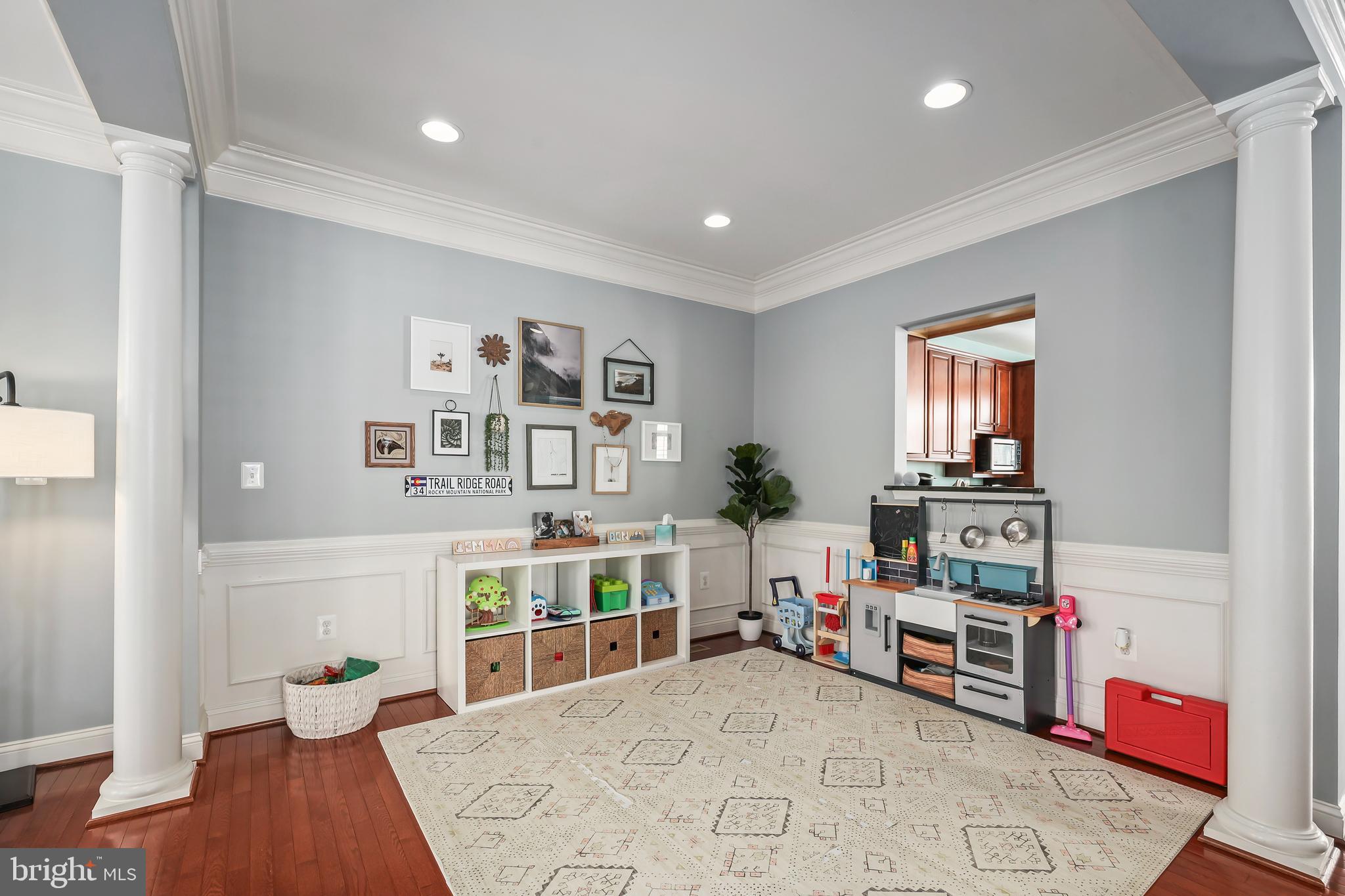 BRADDOCK CORNER - Residential