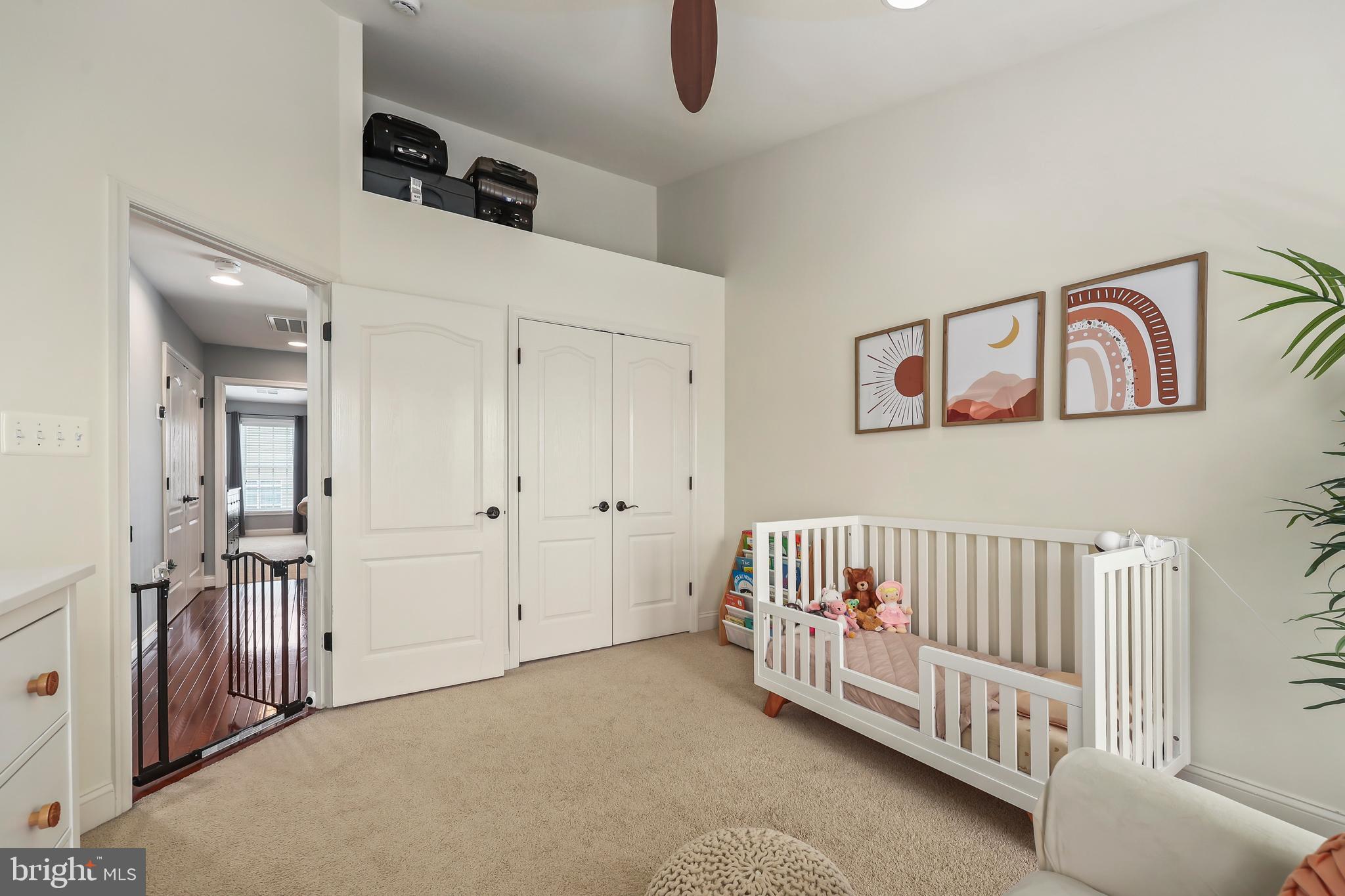 BRADDOCK CORNER - Residential