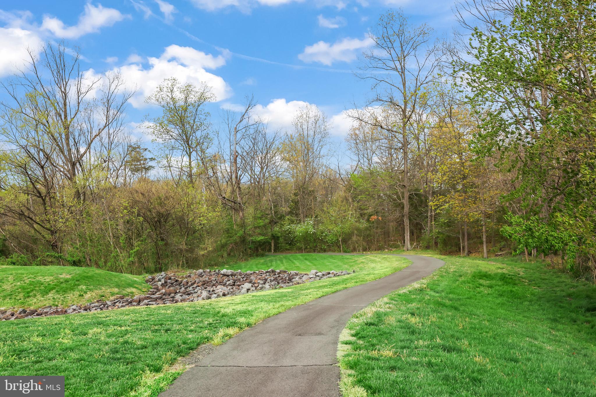 BRADDOCK CORNER - Residential