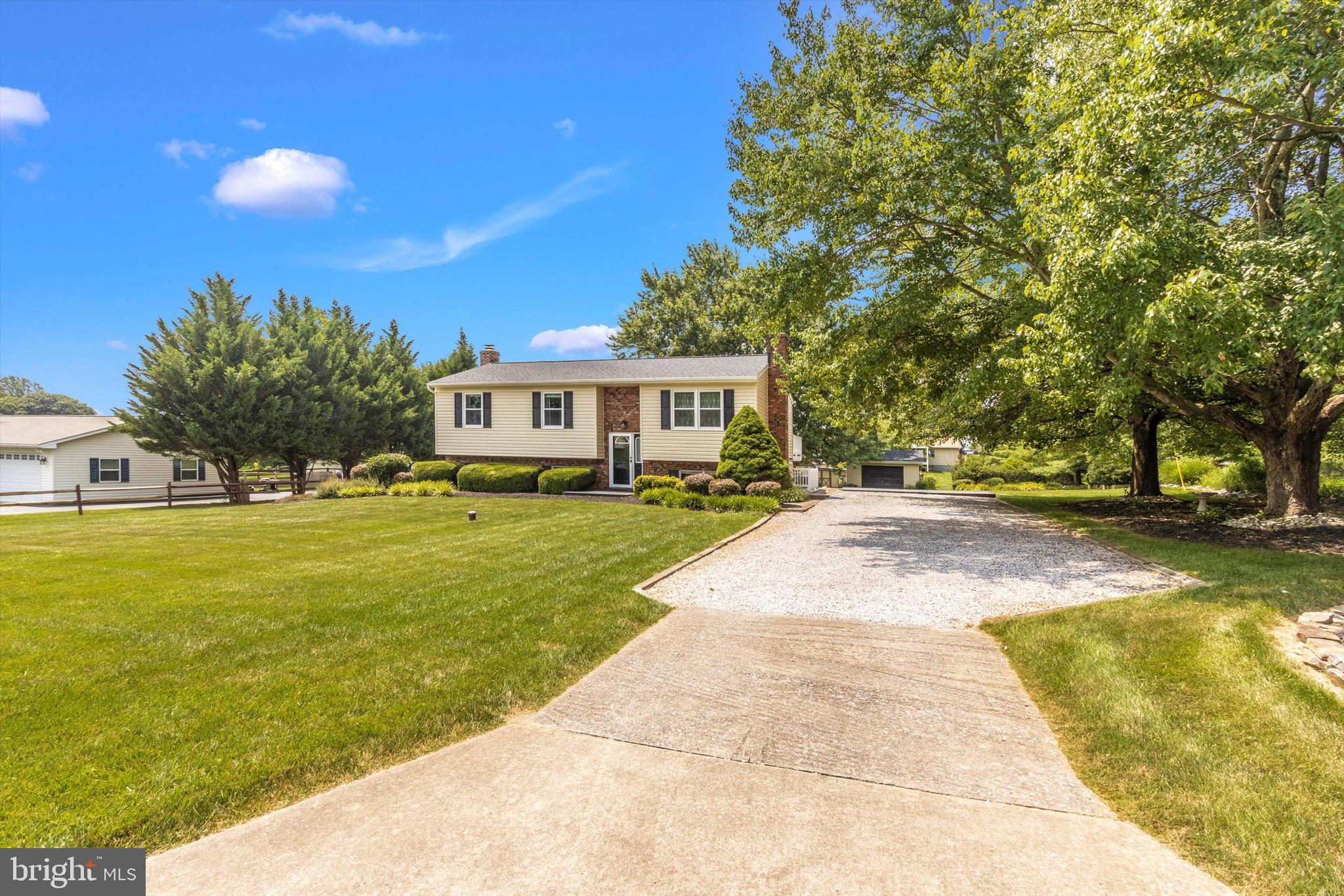 FLEMING WAY ESTATES - Residential