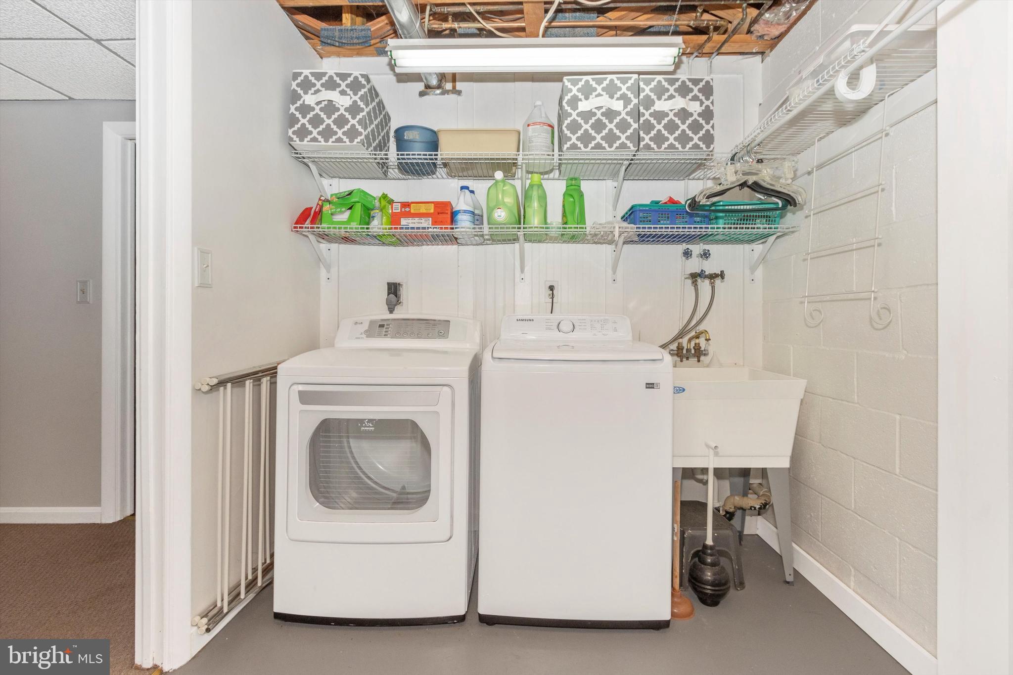 FLEMING WAY ESTATES - Residential