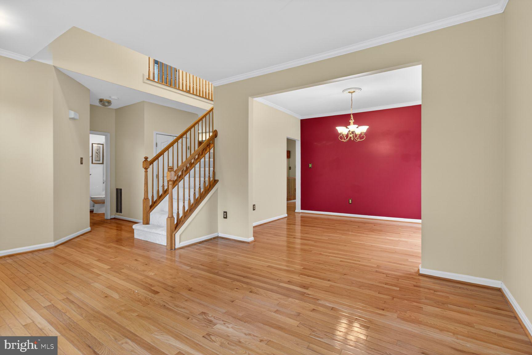 VILLAGE OF RIVER HILL - Residential