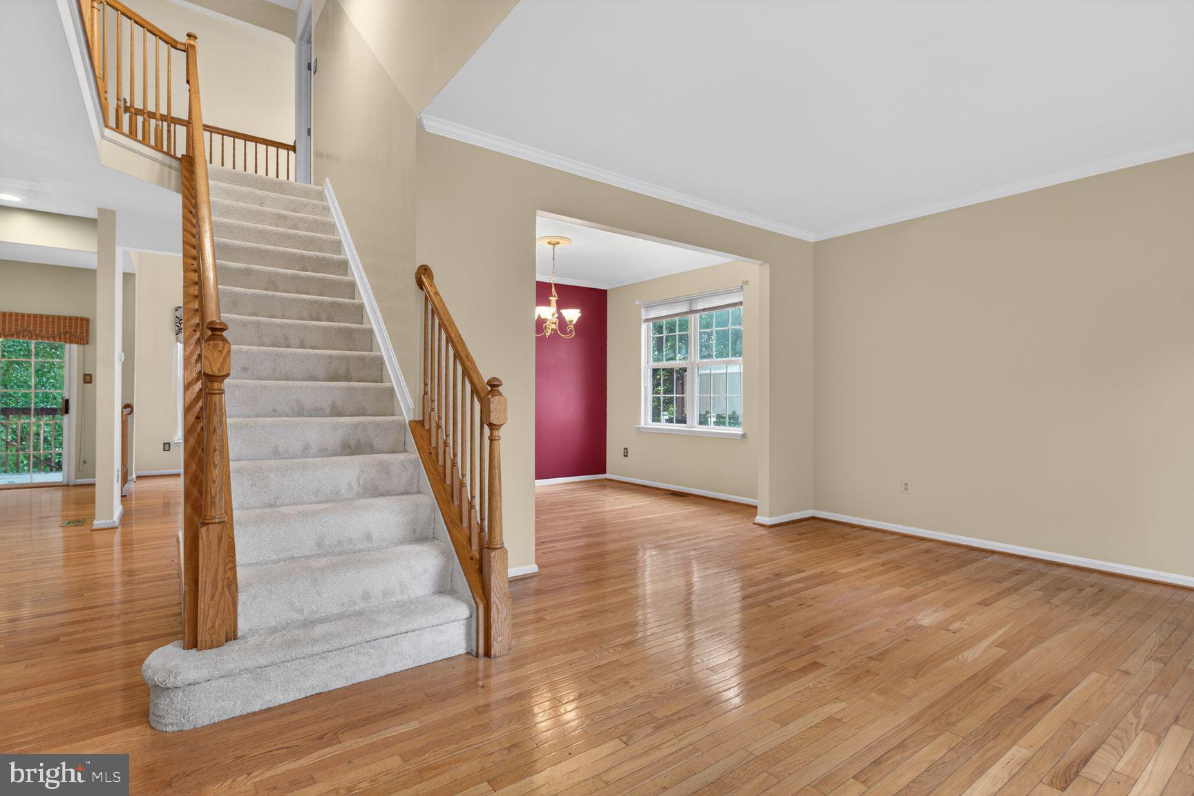 VILLAGE OF RIVER HILL - Residential