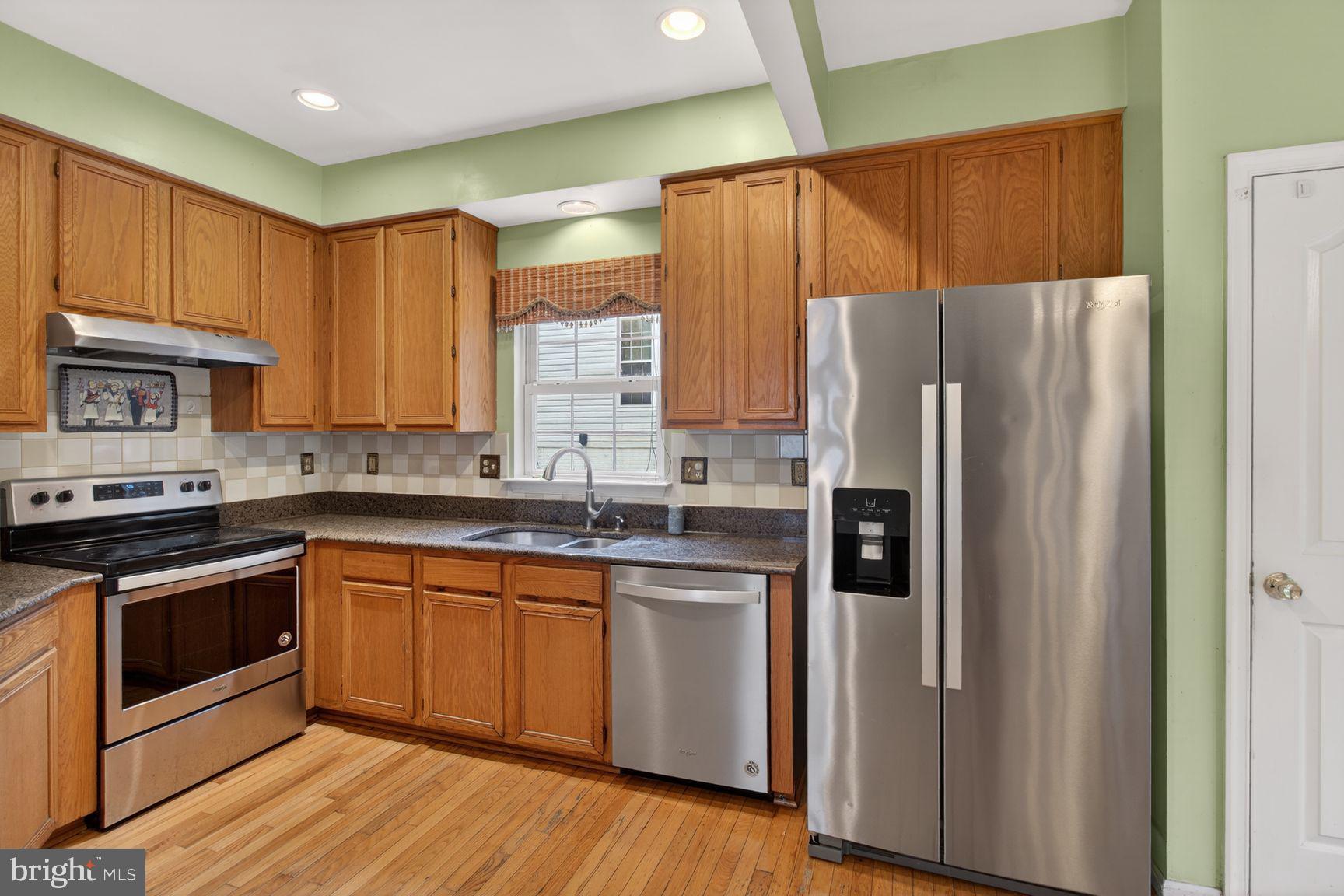 VILLAGE OF RIVER HILL - Residential