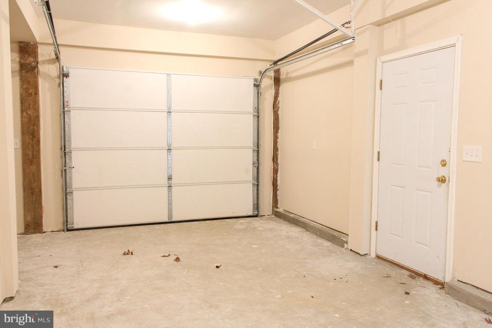 REDGATE - Residential Lease