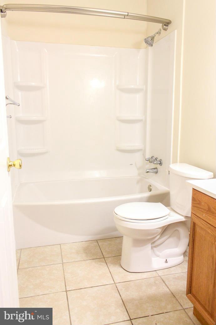 REDGATE - Residential Lease