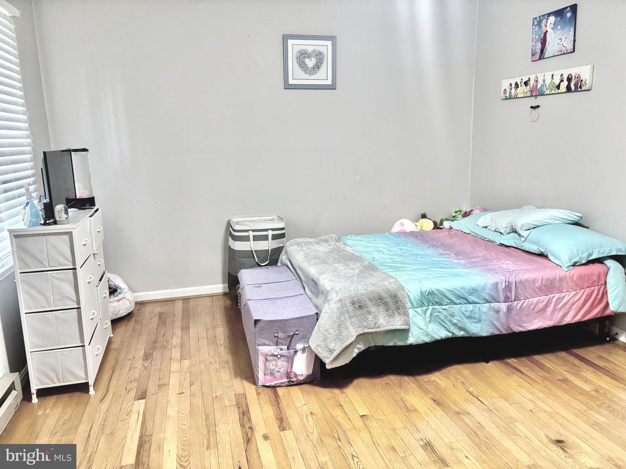 FREDERICKTOWNE TOWNHOUSE - Residential