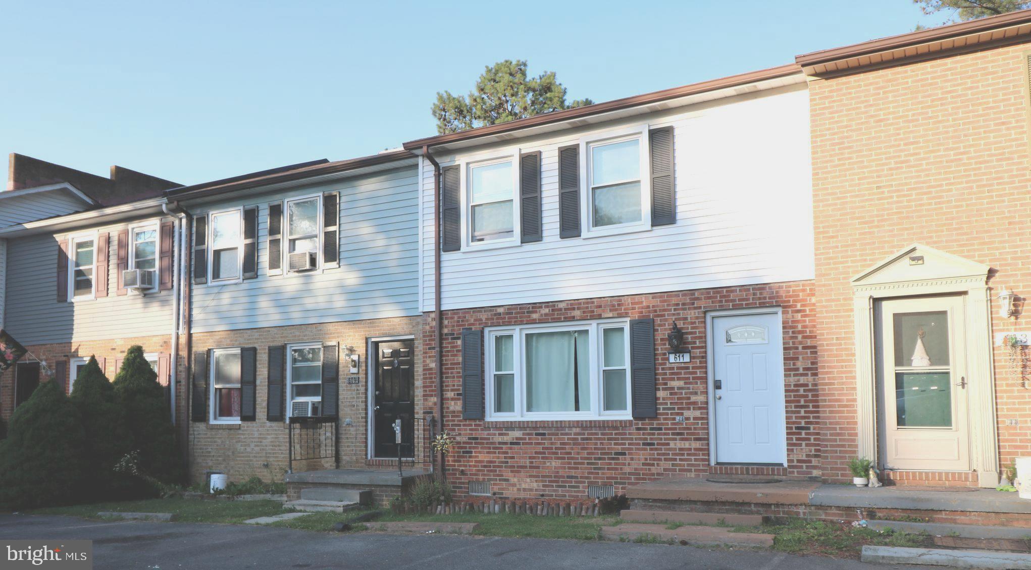 FREDERICKTOWNE TOWNHOUSE - Residential