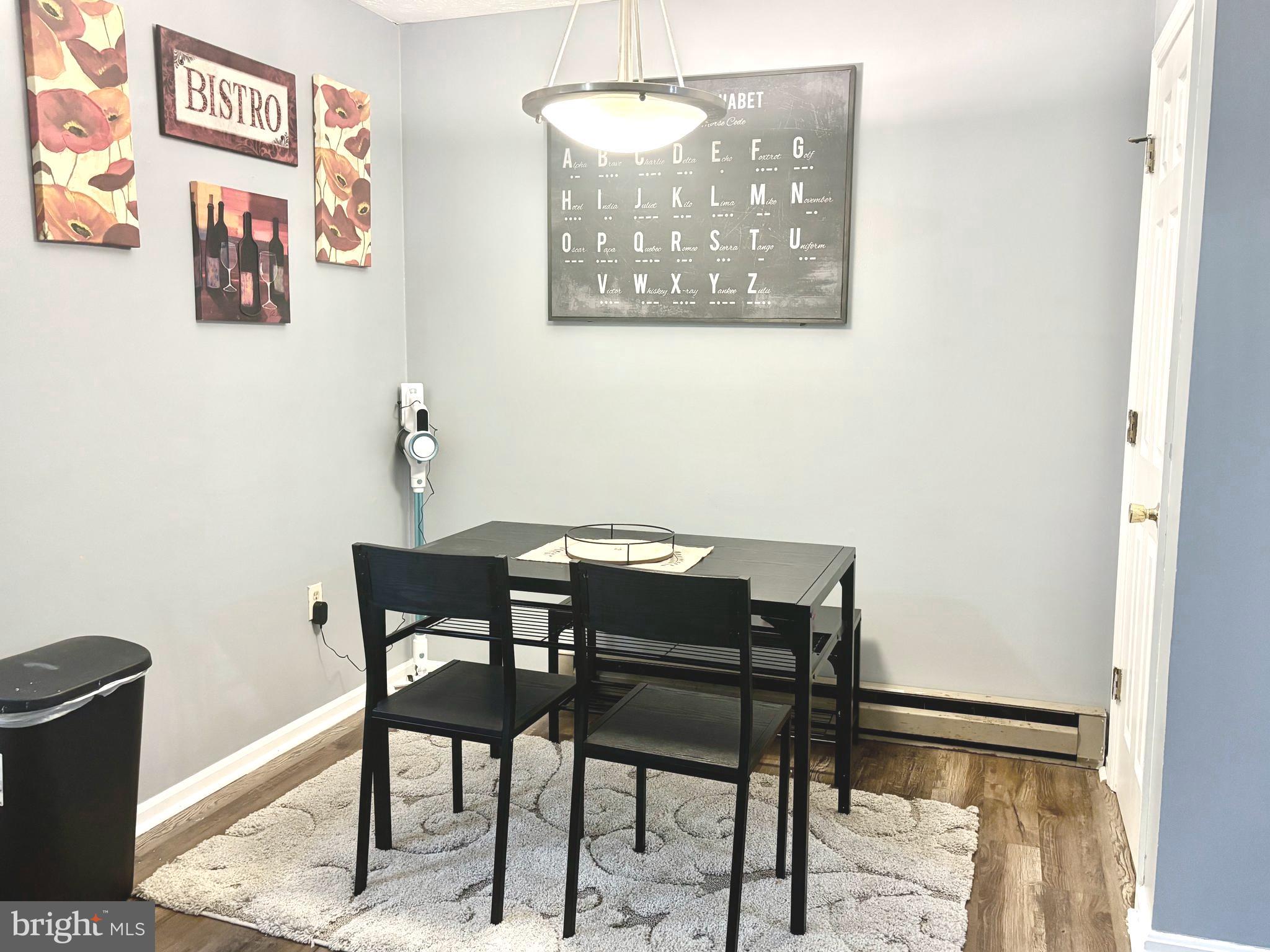 FREDERICKTOWNE TOWNHOUSE - Residential