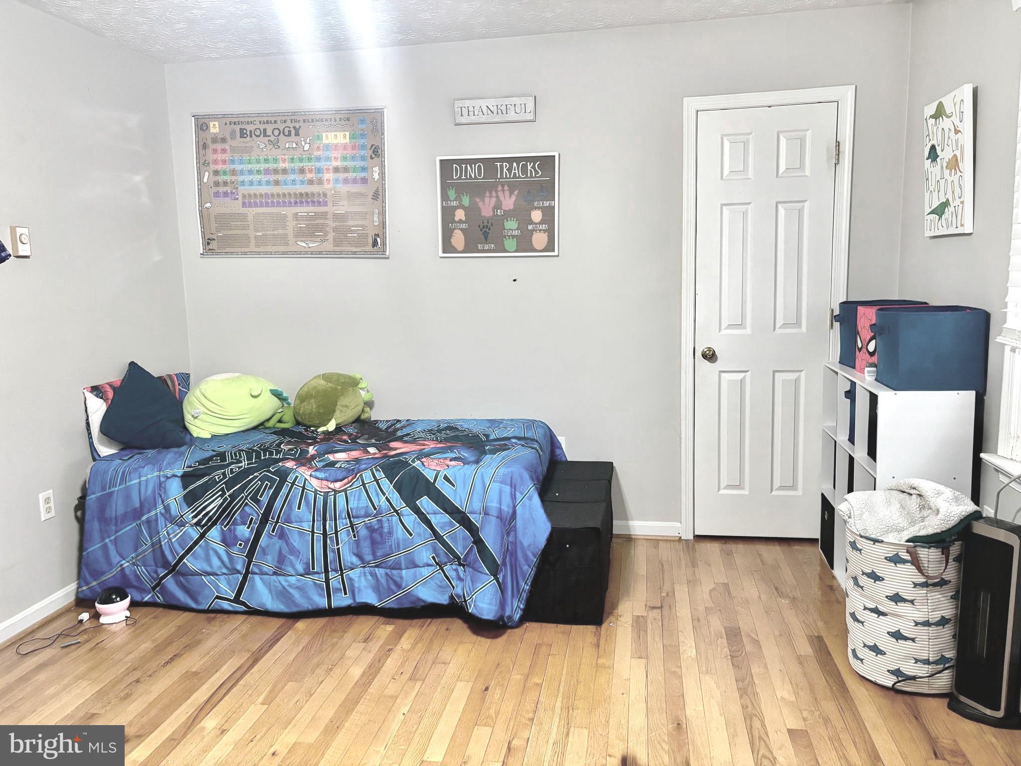 FREDERICKTOWNE TOWNHOUSE - Residential