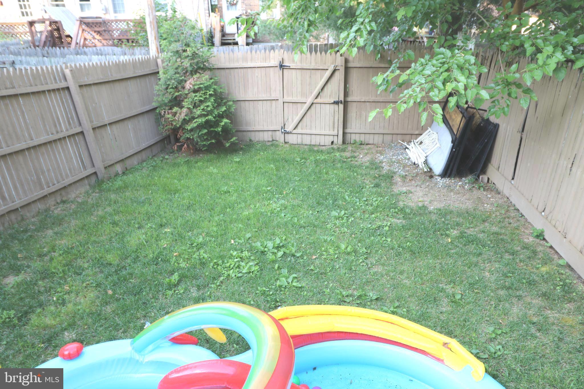 FREDERICKTOWNE TOWNHOUSE - Residential