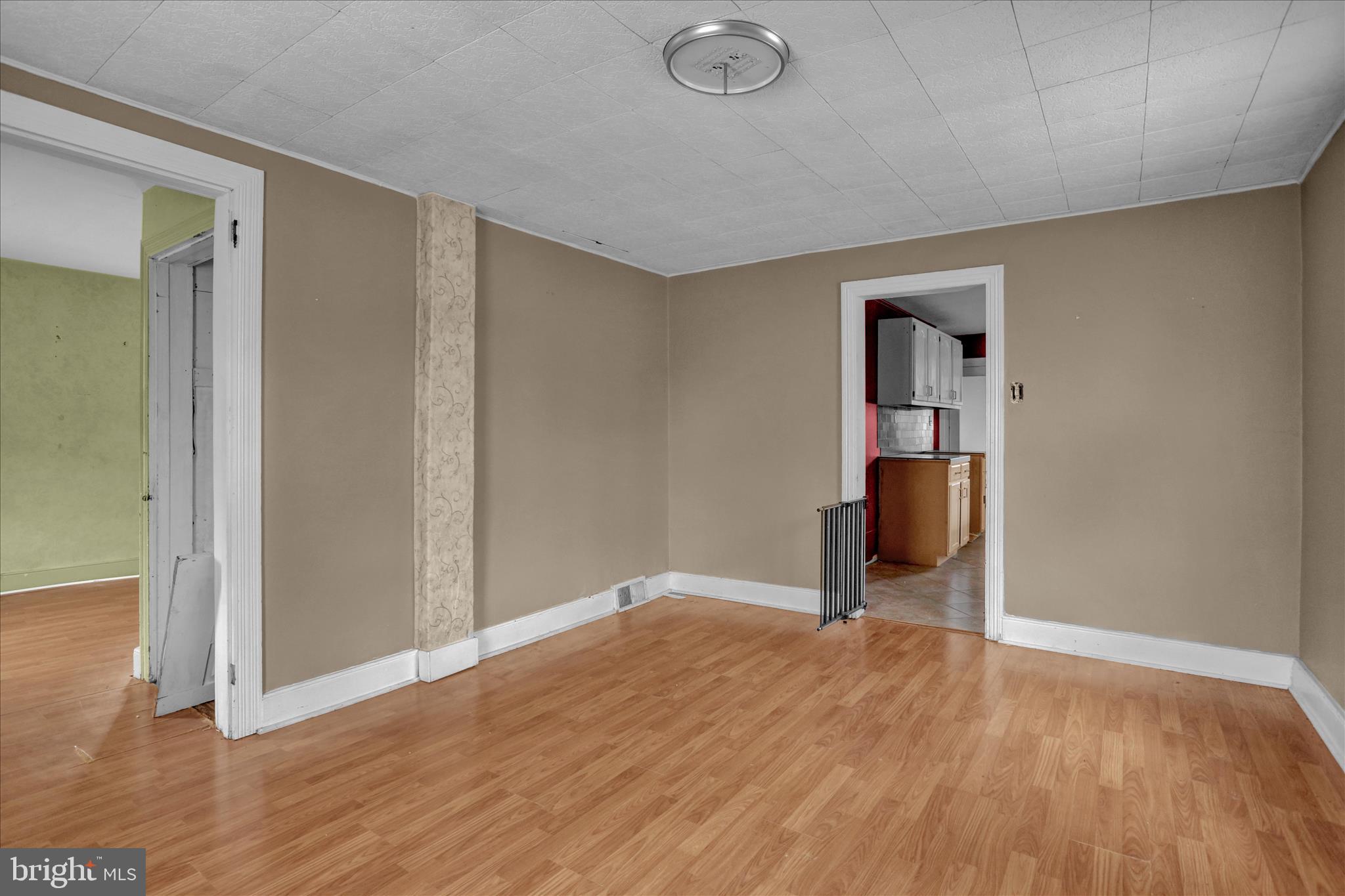 320 S BAUMSTOWN ROAD