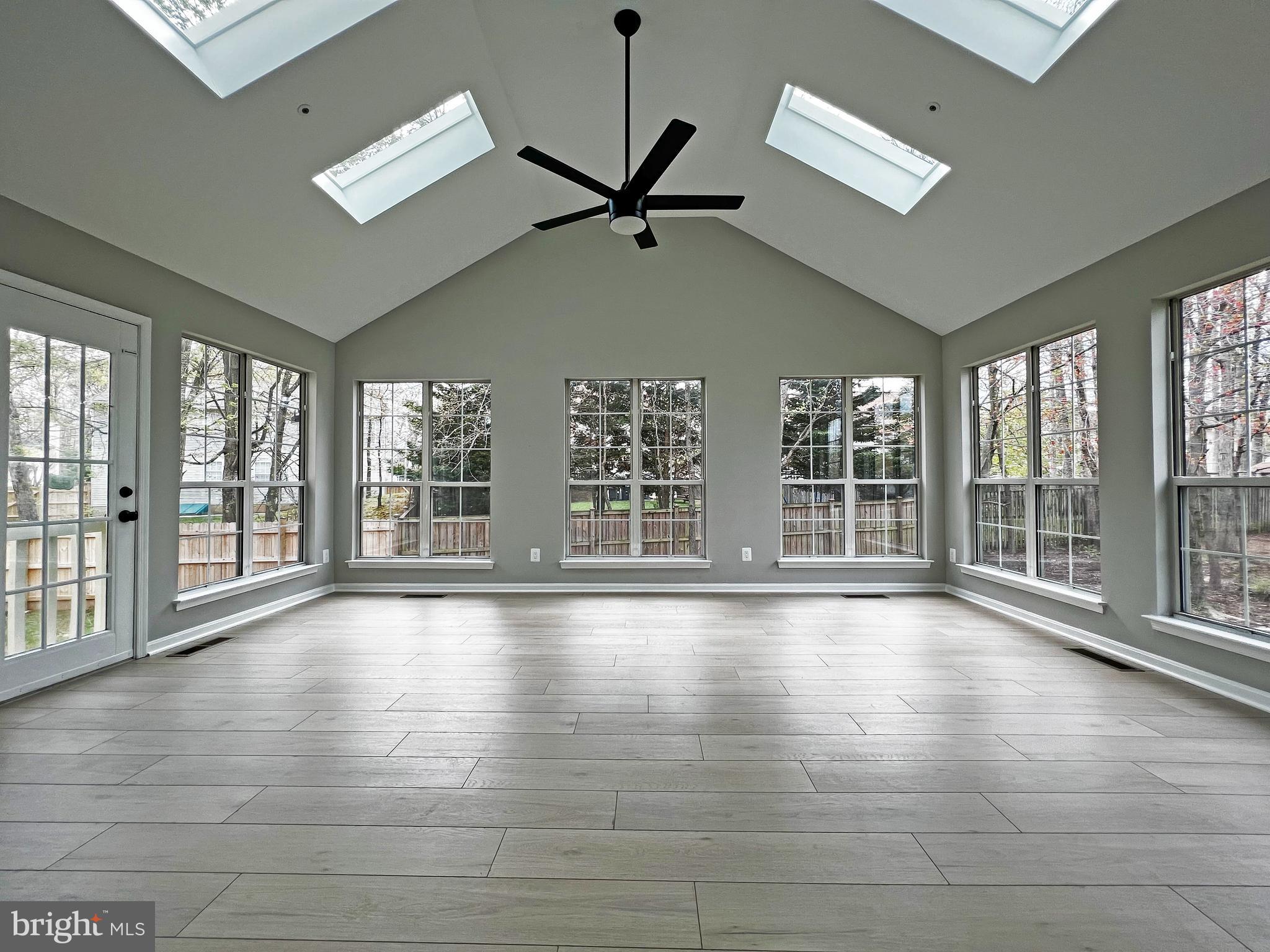 GLENN ESTATES - Residential