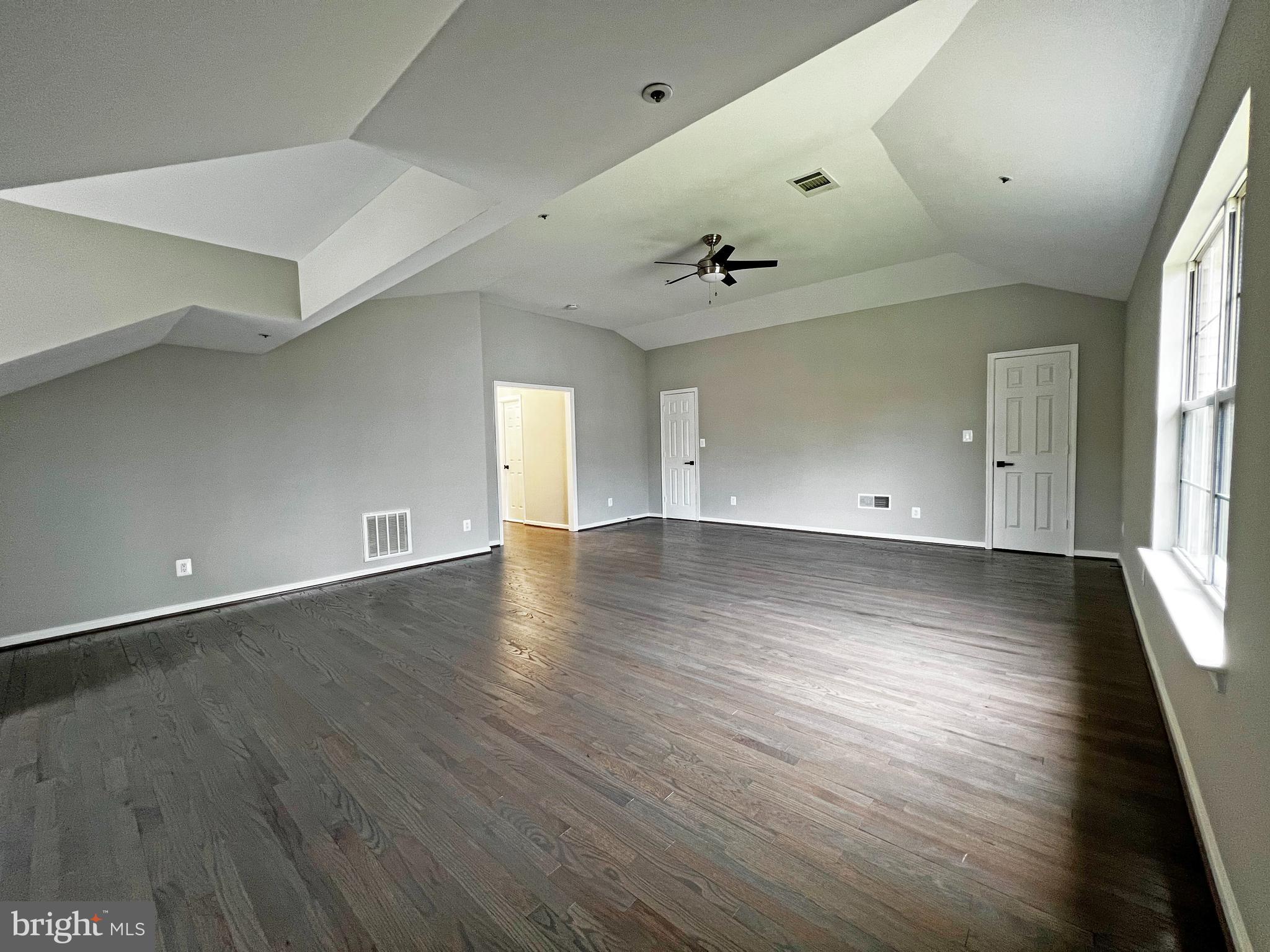 GLENN ESTATES - Residential