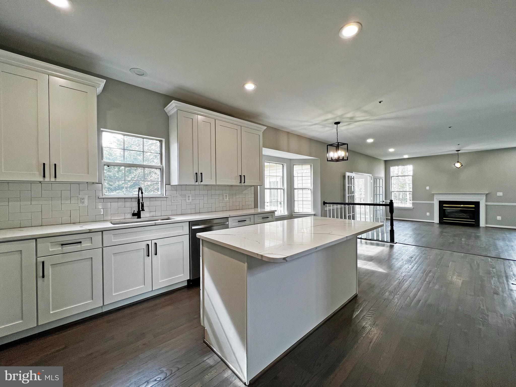 GLENN ESTATES - Residential