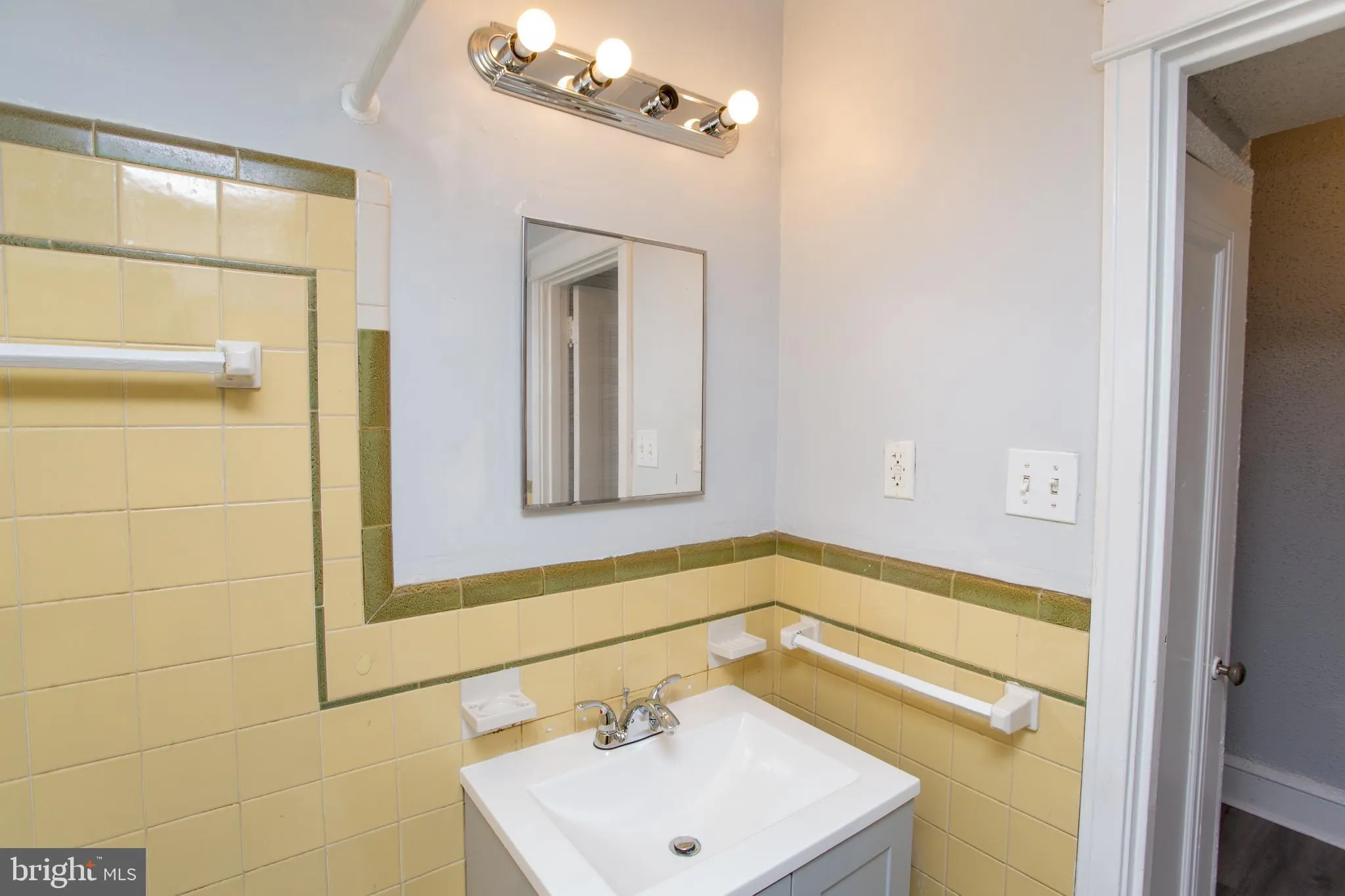 Philadelphia, Pennsylvania 19138, United States, 3 Bedrooms Bedrooms, ,Residential,Active,153622