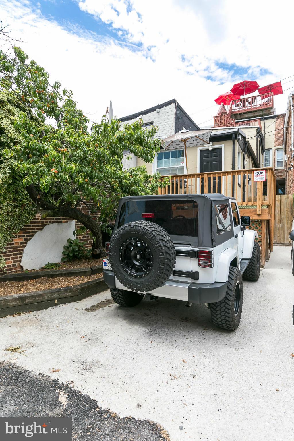 BUTCHER'S HILL - Residential