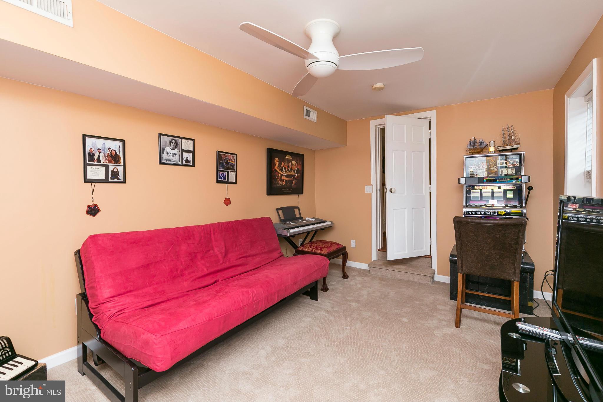 BUTCHER'S HILL - Residential