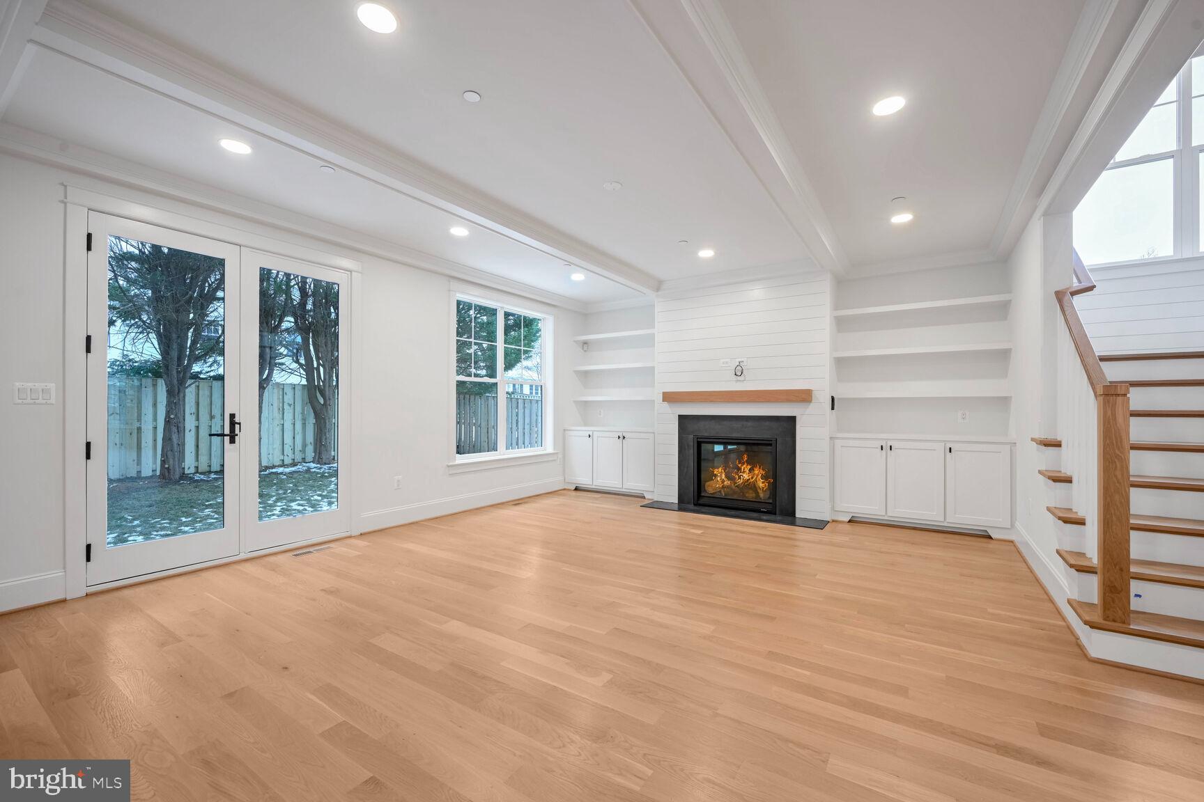 HILLMEAD - Residential