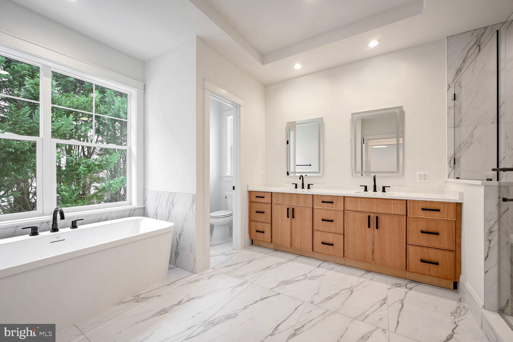 HILLMEAD - Residential