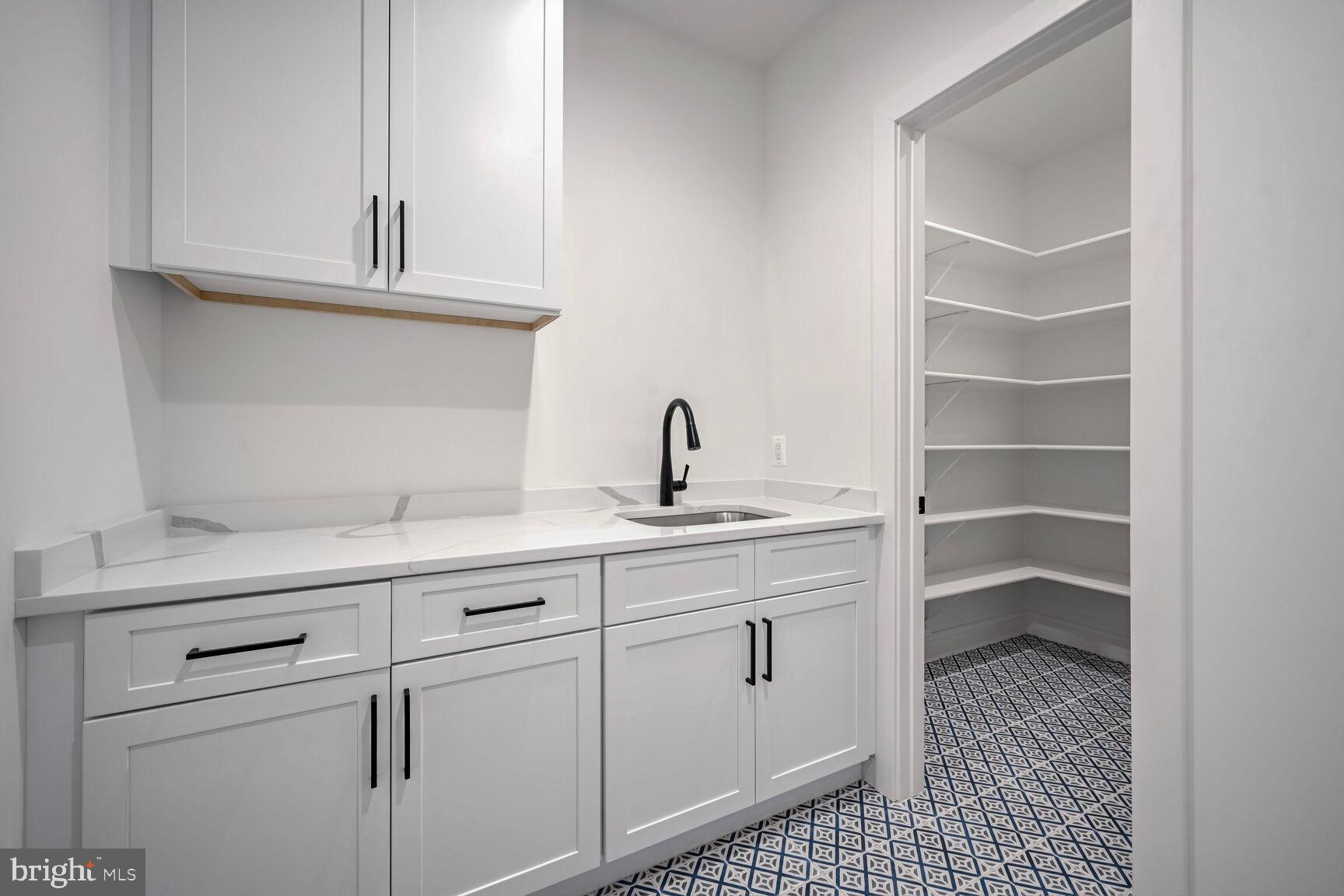 HILLMEAD - Residential