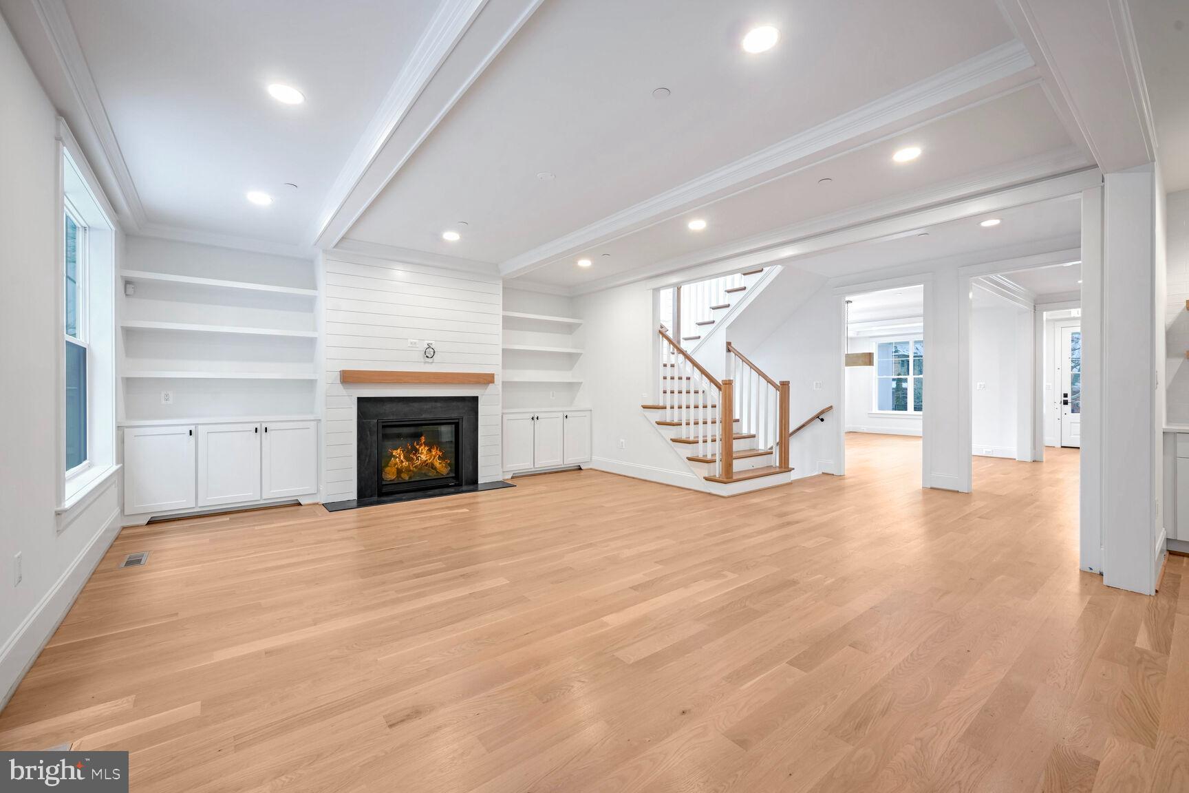 HILLMEAD - Residential