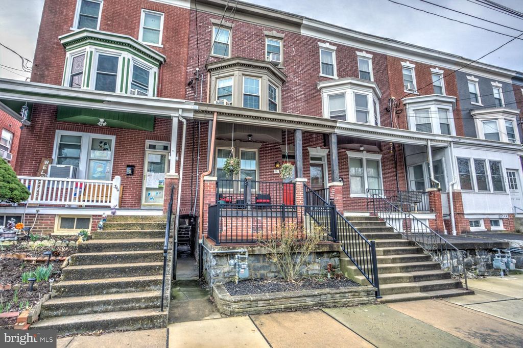 Photo of 342 E CLAY ST, LANCASTER, PA 17602 (MLS # PALA2031904)