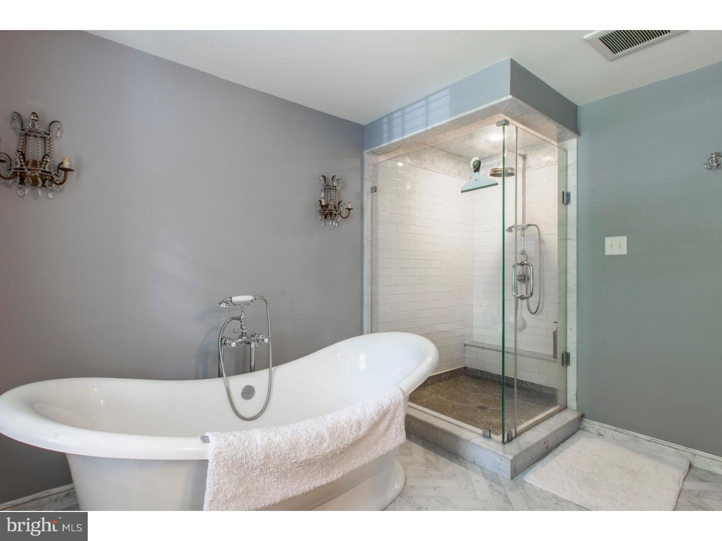 BRYN MAWR - Residential