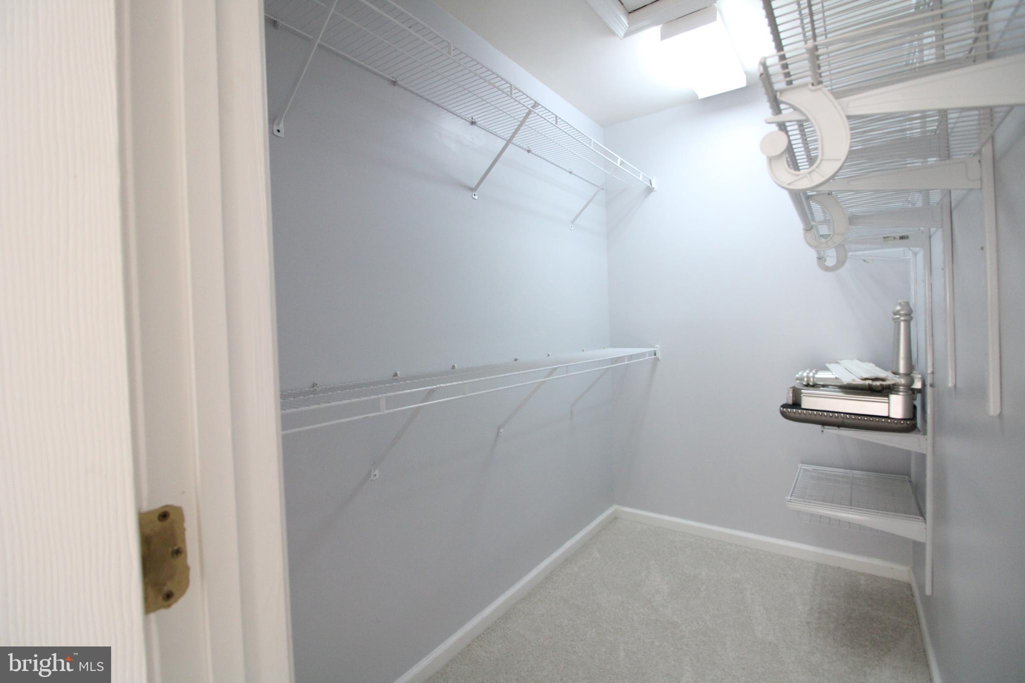 HERITAGE WOODS - Residential Lease