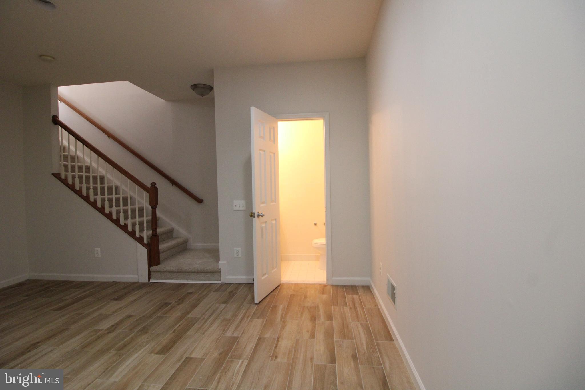 HERITAGE WOODS - Residential Lease