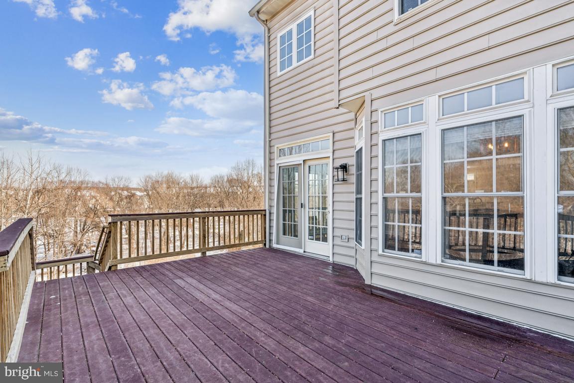 WAVERLY WOODS - Residential