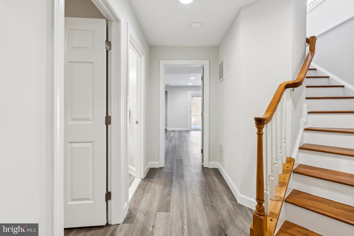 WAVERLY WOODS - Residential