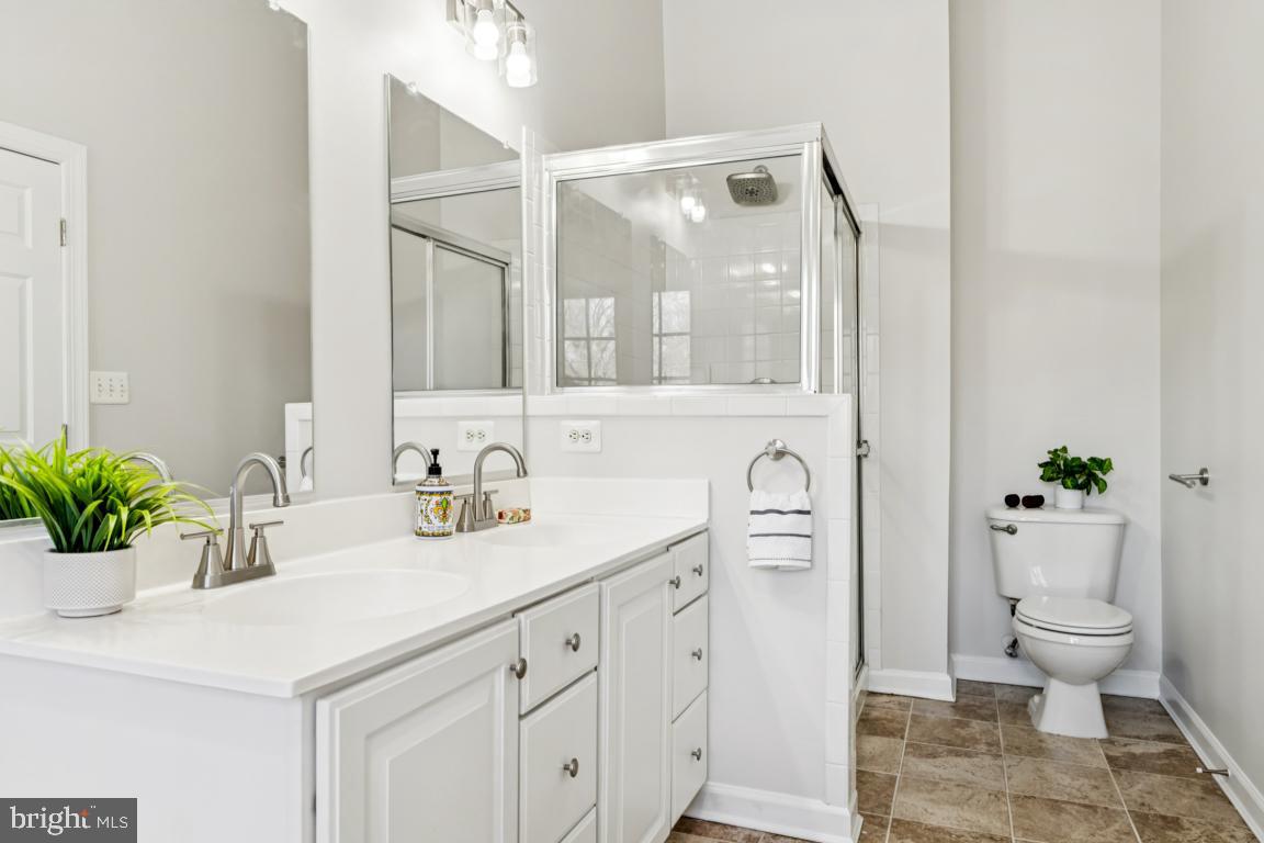 WAVERLY WOODS - Residential