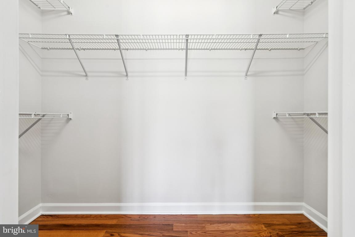 WAVERLY WOODS - Residential