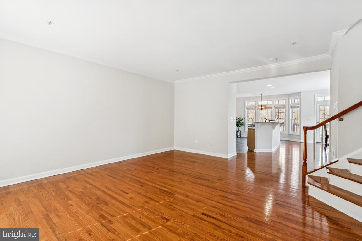 WAVERLY WOODS - Residential