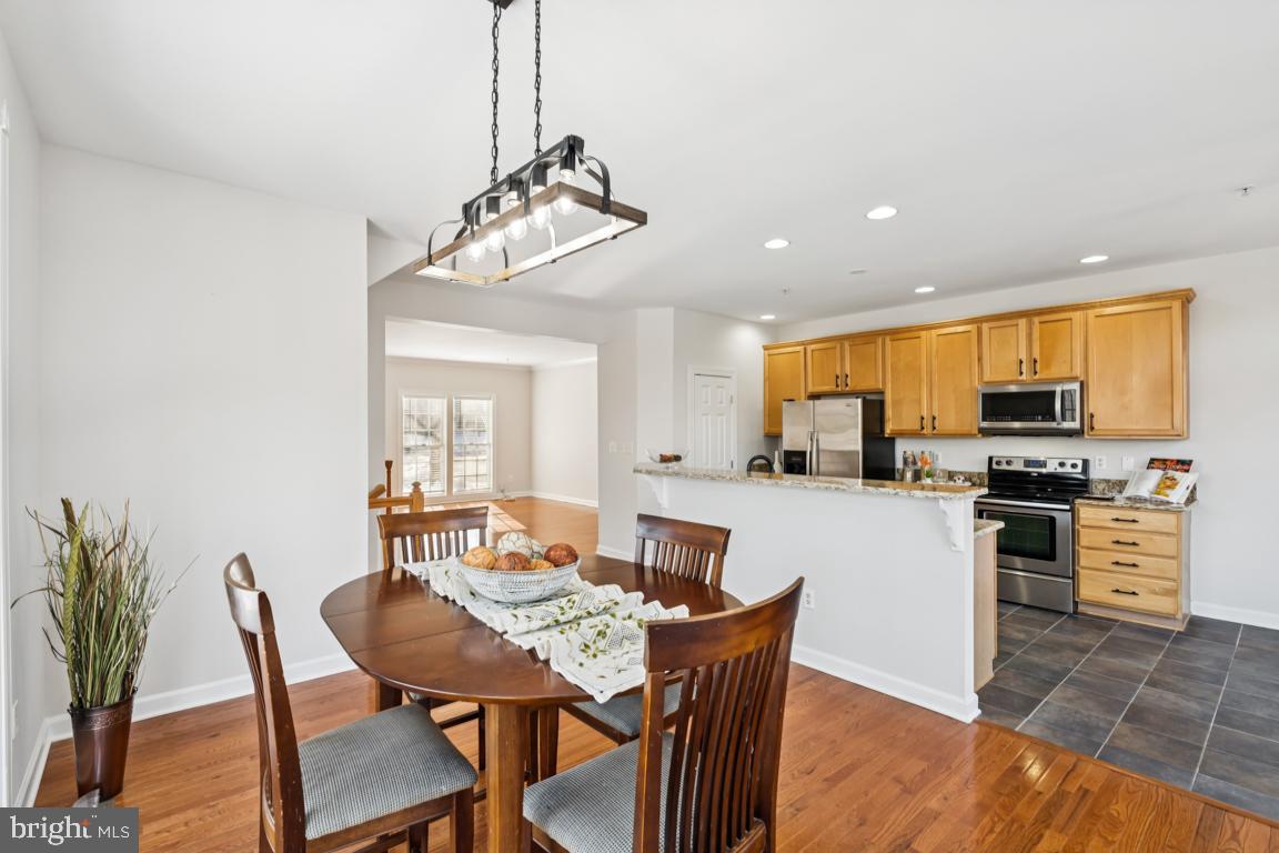 WAVERLY WOODS - Residential