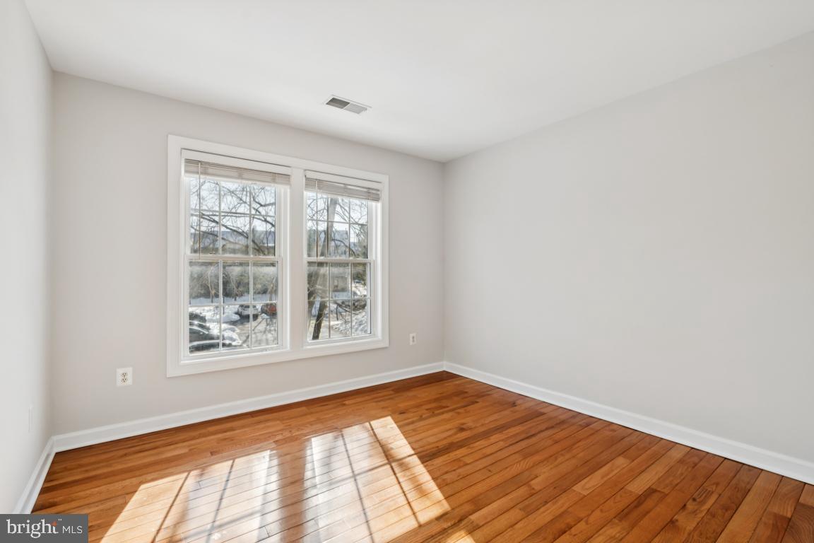 WAVERLY WOODS - Residential