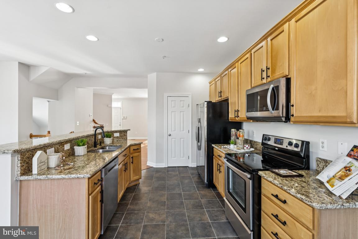 WAVERLY WOODS - Residential