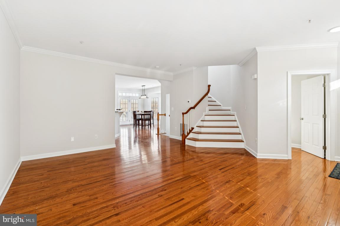 WAVERLY WOODS - Residential